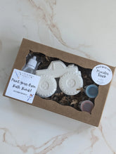 Paint Your Own Bathbomb - Monster Truck