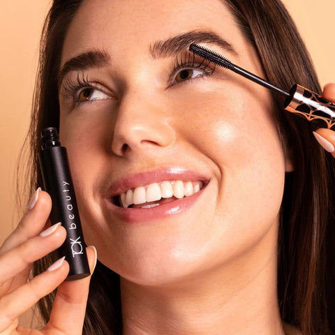 Eyes That TOK - Lash Enhancing Mascara